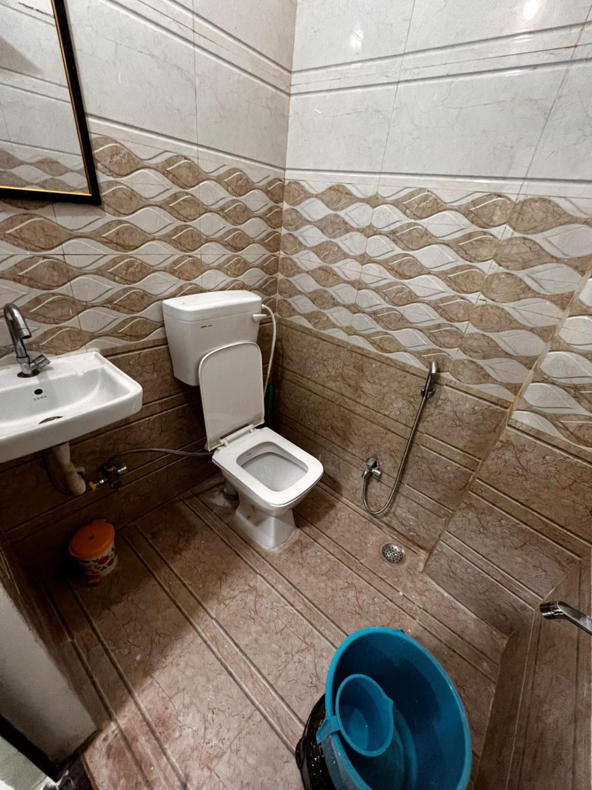 Gulab Residency Hotel Varanasi Exterior photo
